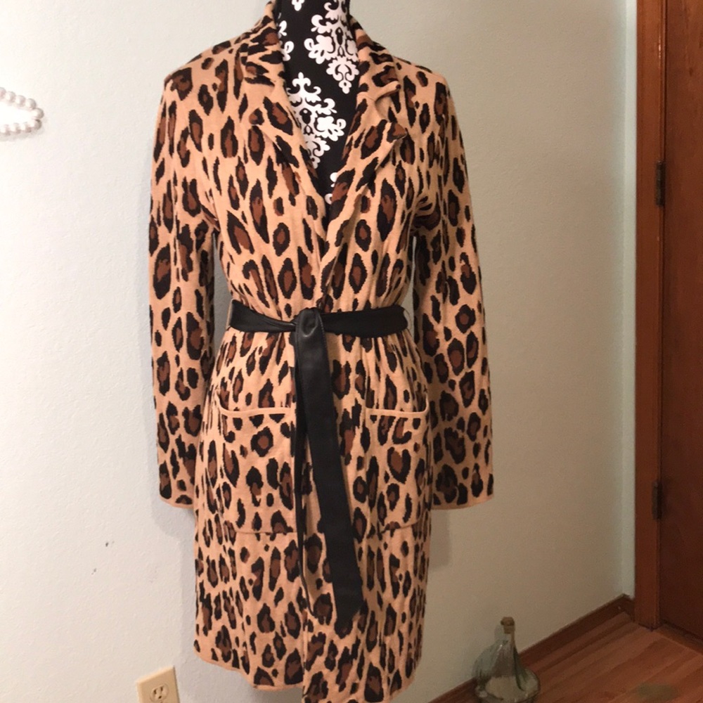 ⬇️SALE⬇️  NWOT Beautiful Knit Leopard Coat